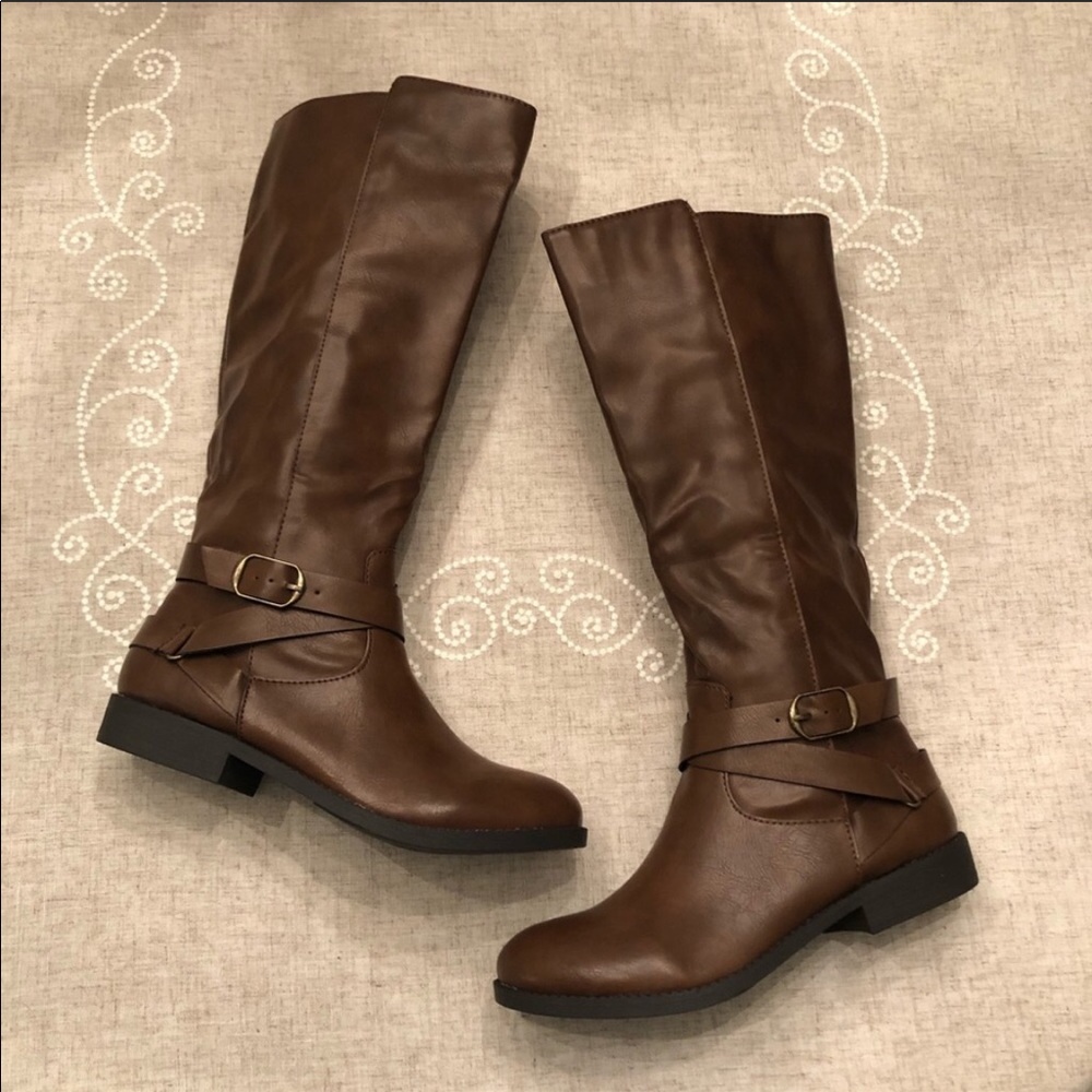 Brown Tall Vegan Leather Riding Boots w Buckle - Picture 5 of 8